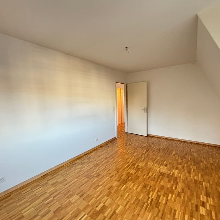 3 Zimmer, 81 m², 5. Stock - Foto 1