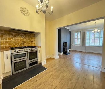 3 bedroom maisonette to rent - Photo 4
