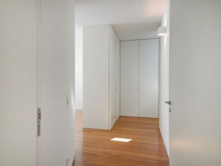 3 room luxury Flat for rent in Porto, Distrito do Porto - Photo 5