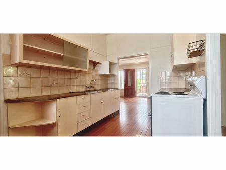 19 Meade Street, Wandal - Photo 3