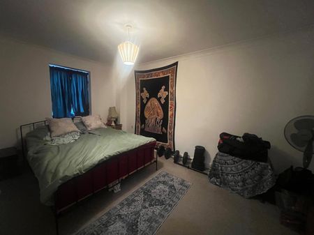 Central Way, Clevedon, Clevedon - Photo 3