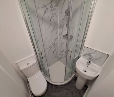 1 bedroom property to rent Hurst Street, Widnes, Cheshire, WA8 - Photo 5