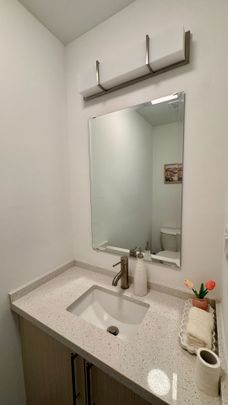 For Lease - 5921 BENTLEY Common, Niagara Falls, Ontario - Photo 1