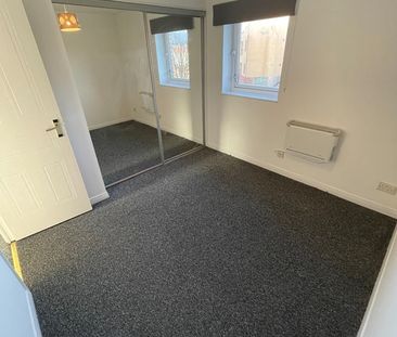 2 Bed Flat, Grovepark Street, G20 - Photo 3