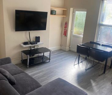 4 bedroom house to rent - Photo 4