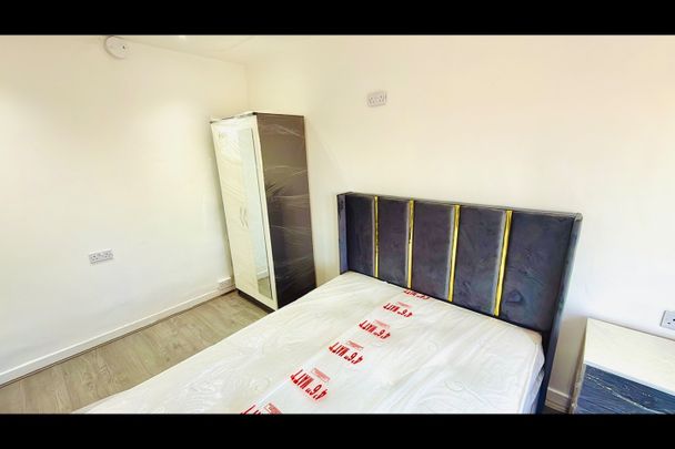 Room in a Shared House, Edwards Road, B24 - Photo 1