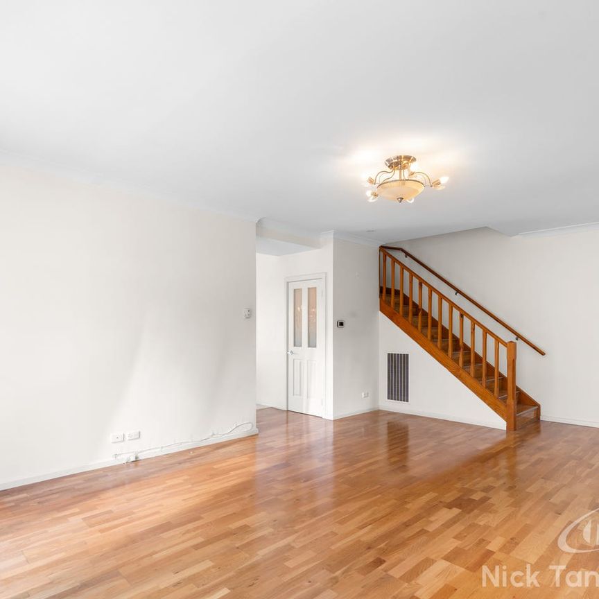 CAREFREE LIFESTYLE IN CENTRAL RINGWOOD - Photo 1