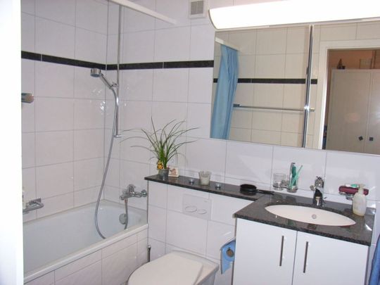 Beautiful 2-room apartment, located in a quiet area - Photo 1