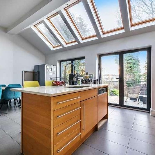 Goldsmith Road, London, N11 - Photo 1