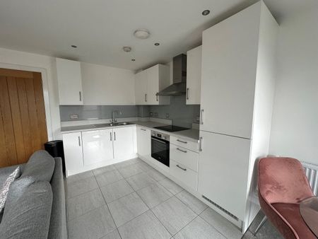 Antonio Place, Stratford-upon-Avon, CV37 - Photo 5