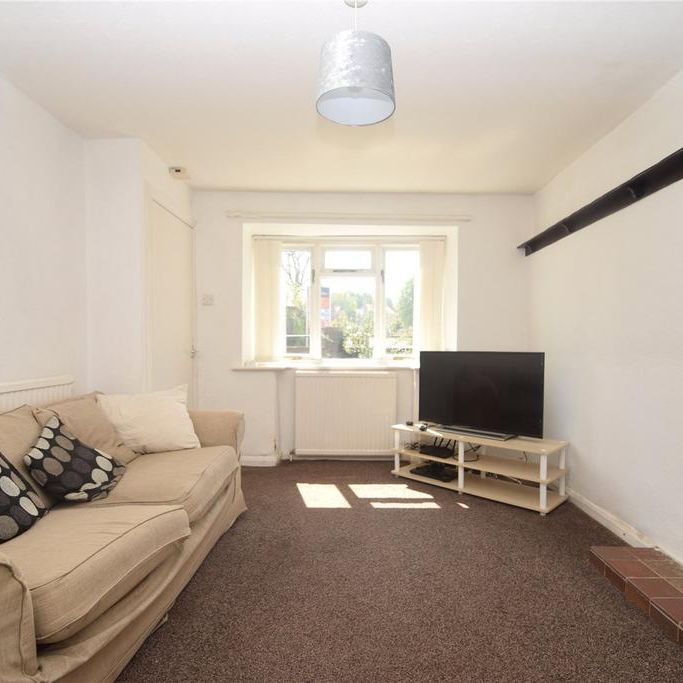2 bedroom terraced house to rent - Photo 1