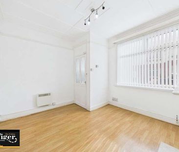 Newcastle Avenue, Blackpool, FY3 - Photo 2