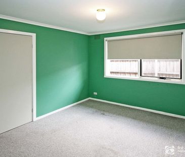 This 3-bedroom home will not last long! - Photo 3