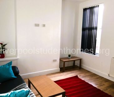 Jubilee Drive, Liverpool - Photo 2