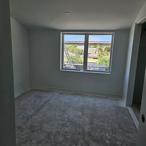 Brand New 2BR Townhouse in Paparoa St! - Photo 1