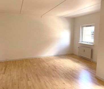 Skøn 3-værelses lejlighed i hjertet af Odense - Photo 1