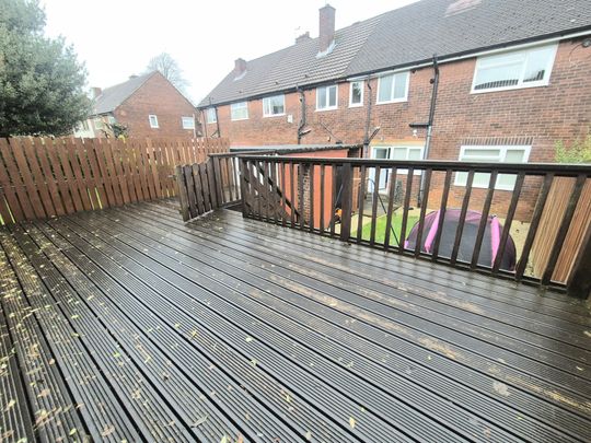 Cousin Lane, Halifax - Photo 1