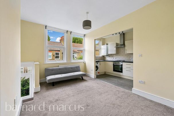 3 bedroom apartment to rent - Photo 1