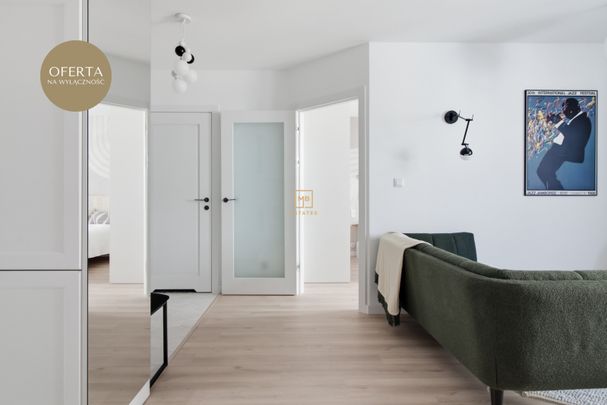 Apartament w klimatycznej kamienicy - Photo 1