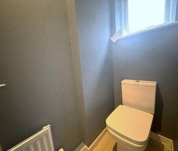 3 bedroom semi-detached house to rent - Photo 4