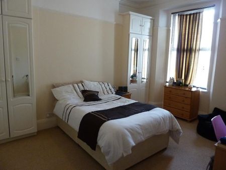 2 bedroom house share to rent - Photo 2