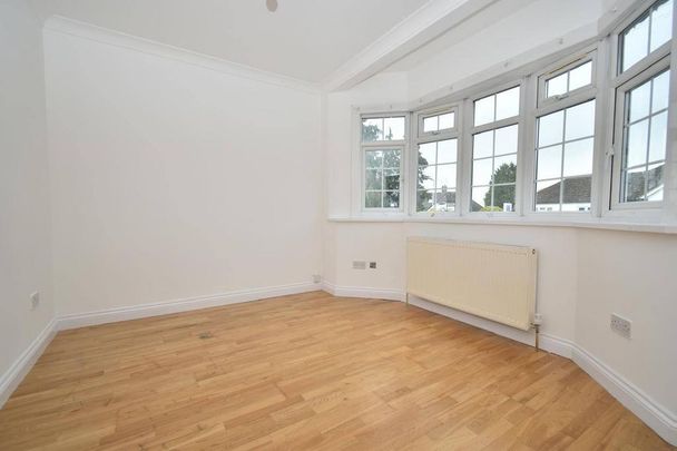 3 bedroom bungalow to rent - Photo 1