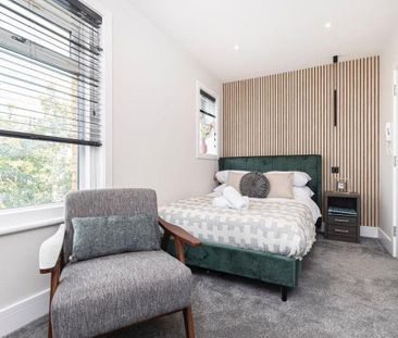 Property to rent - Photo 2