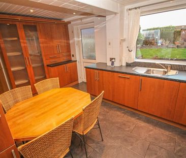 3 Bedroom House - Semi-Detached - Photo 1