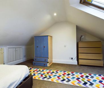 4 bedroom terraced house to rent - Photo 6