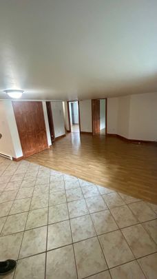 Rue Auguste, H7A 1L4, Laval - Photo 1