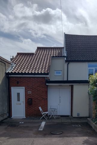 Chantry Road, Saxmundham, IP17 - Photo 5