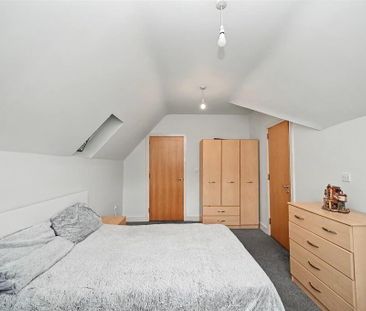 Apt 11, Kingsway Court, Dunmurry, Belfast, BT17 9SE - Photo 6