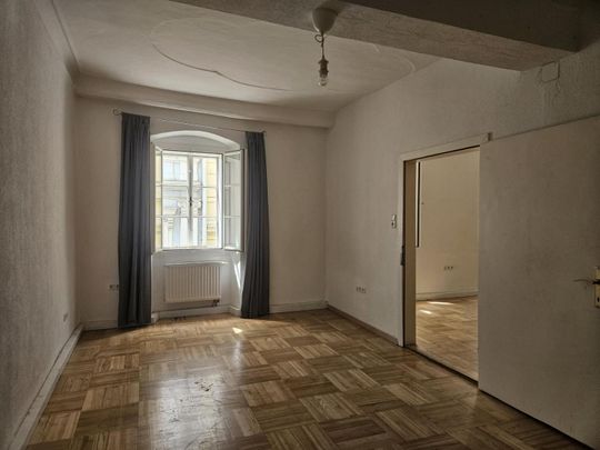 Gmunden - Altstadt: 83m² Mietwohnung in wunderschönen, denkmalgeschützten Räumlichkeiten! - Photo 1