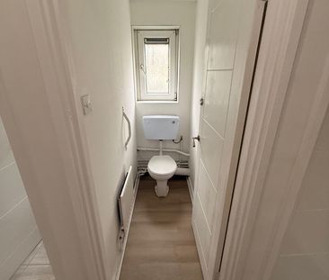 2 Bed Flat, Highbrook Close, BN2 - Photo 3