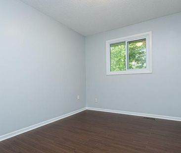 For Lease - 33 B Grove Street Unit# main floor, Barrie, Ontario - Photo 3