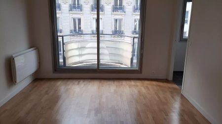 location Appartement T1 DE 27m² À PARIS - Photo 5