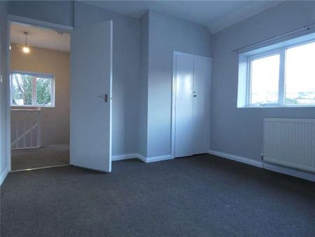 Rhydfadog Estate, Deiniolen, Caernarfon, LL55 - Photo 2