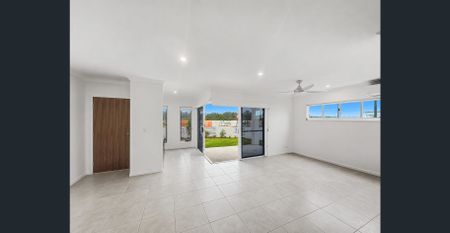 MORE SPACE, MORE LIFESTYLE! IMPRESSIVE CORNER HOME WITH ROOM FOR THE WHOLE FAMILY! - Photo 3