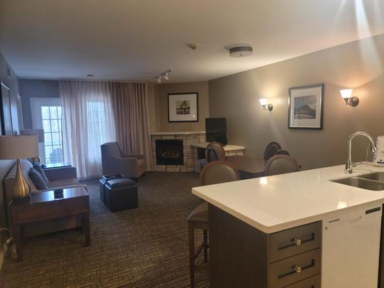 For Lease - 90 Highland Drive Unit# 2442-43, Oro-Medonte, Ontario - Photo 1