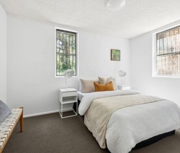 Alexandria - Photo 6