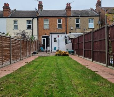 3 Bed Terraced House, Pinner Road, HA1 - Photo 3