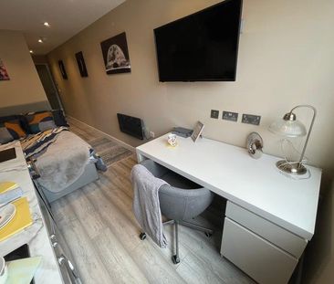 Studio to rent - Photo 5
