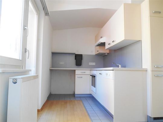 Reserviert Universitätsviertel: 3 Zimmerwohnung (2-er-WG tauglich) mit extra Wohnküche und kleinem Balkon – für Studierende - Photo 1