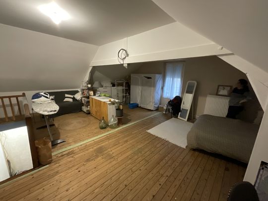 A LOUER - Quartier St Henri - Maison de 99.60m² avec jardin, garage et cave. - Photo 1