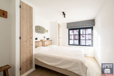 Instapklare, gemeubelde rijwoning met 5 slaapkamers en tuin – hartje Oud-Knokke - Foto 2