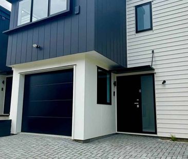 Brand New Three Bedroom Home - Photo 3