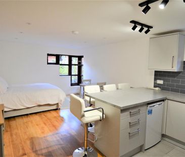 Studio to rent - Photo 3