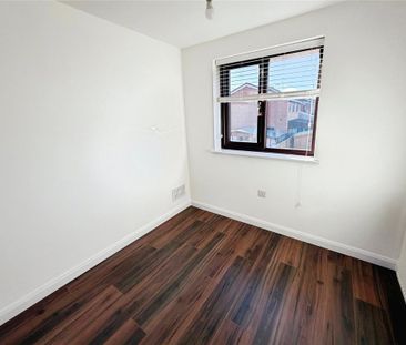 4 bedroom detached house to rent - Photo 5