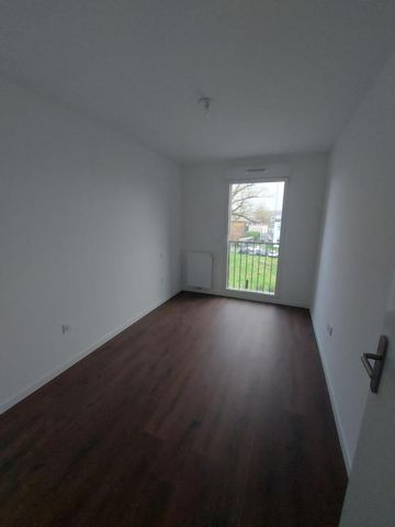 Location Appartement 3 pièces 69m² BORDEAUX 33300 - Photo 5