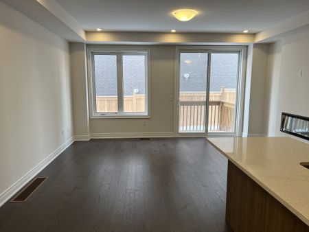 For Lease - 3 Falby Road, Brampton, Ontario - Photo 2